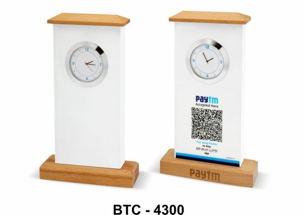 BTC-4300 Wooden Desk Clock