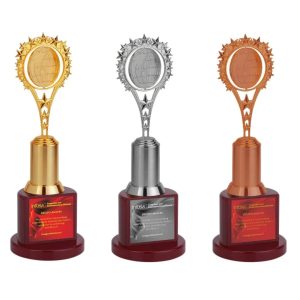 JI-2622  Rotating Globe Trophy